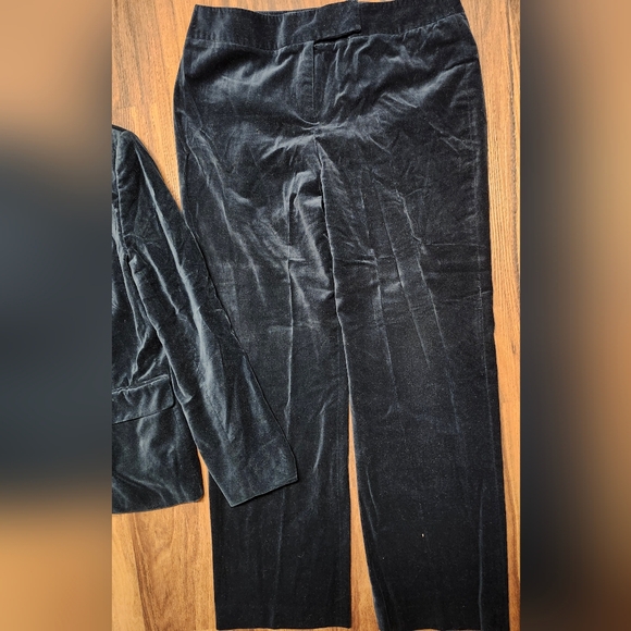 THIS IS A GEM! Womens Sz 14 Judith Hart Forest Green Velvet Style Suit - Picture 11 of 14